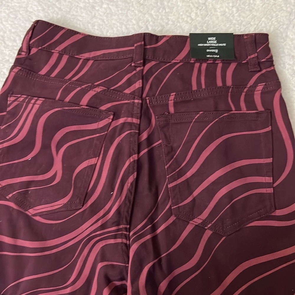 NWT H&M Divided Zebra Wide Leg Jeans  SZ 6 - Picture 5 of 10